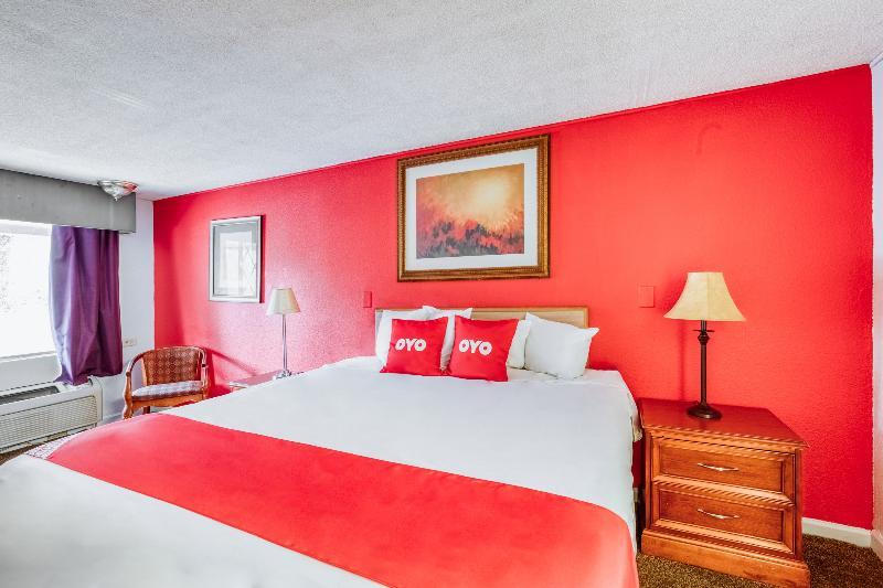Travelodge By Wyndham Macon West Екстериор снимка