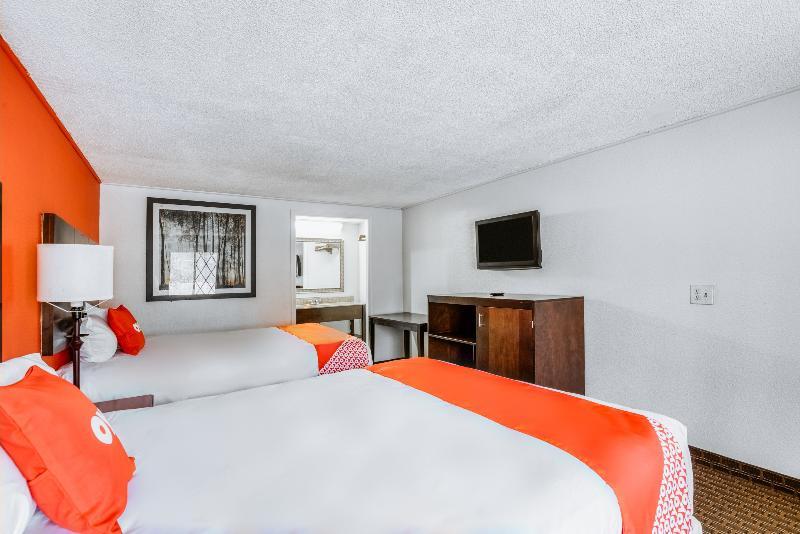 Travelodge By Wyndham Macon West Екстериор снимка